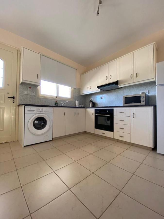 Royal Seacrest F G5 Ground Floor Apartment Paphos Eksteriør bilde