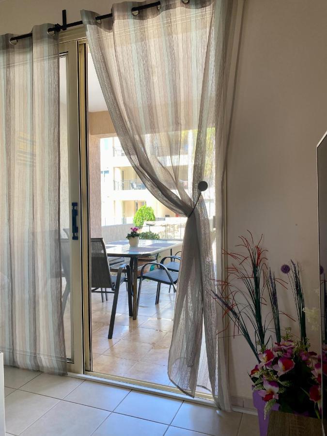 Royal Seacrest F G5 Ground Floor Apartment Paphos Eksteriør bilde